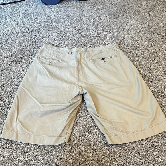 J Crew Khaki Shorts, Size 32 - Picture 6 of 6